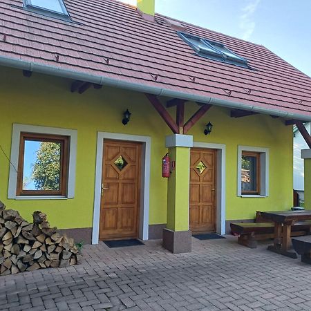 Zanati Apartmannház Nagykapornak Exteriér fotografie