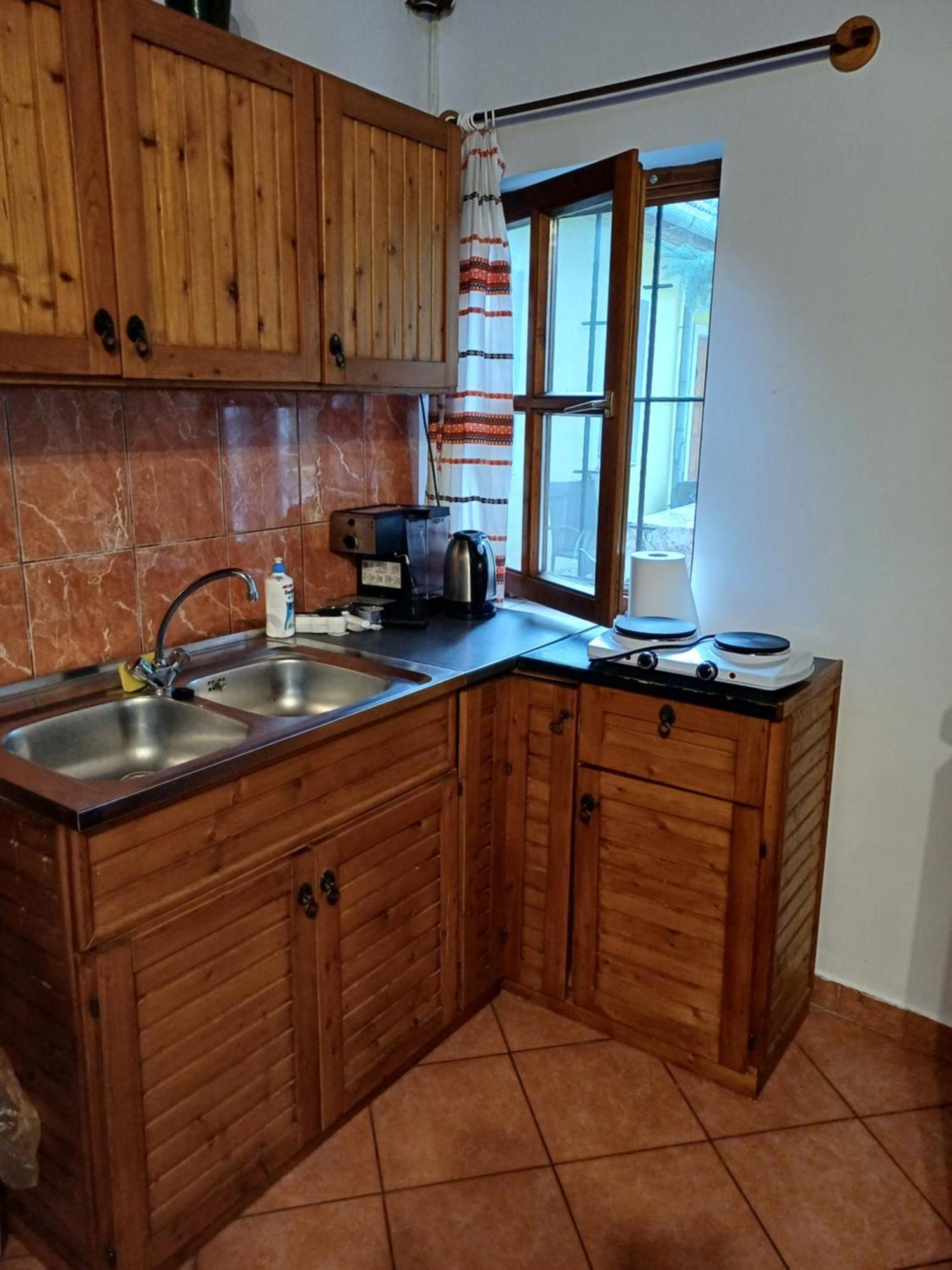 Zanati Apartmannház Nagykapornak Exteriér fotografie
